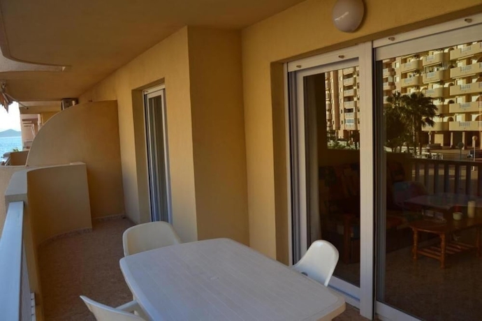 Imagen de la habitación del Apartamentos Turísticos Puerto Tomás Maestre. Foto 19