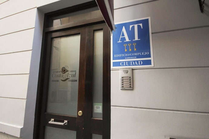 Imagen de los exteriores del Apartamentos Turisticos Costa Azul Granada. Foto 15