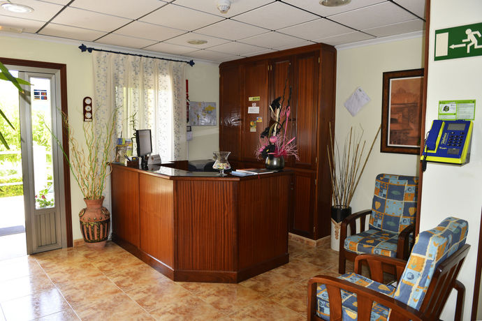 Imagen de los interiores del Apartamentos Turisticos Mirador De Ons. Foto 11