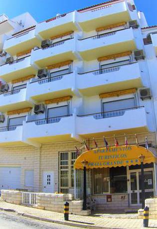 Imagen de la habitación del Apartamentos Turisticos Praia Grande. Foto 2