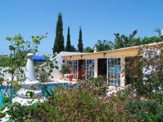 Imagen del bar/restaurante del Apartamentos Turisticos Solar Do Sol. Foto 2