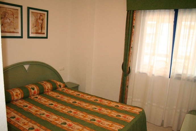 Imagen de la habitación del Apartamentos Turquesa Beach. Foto 6