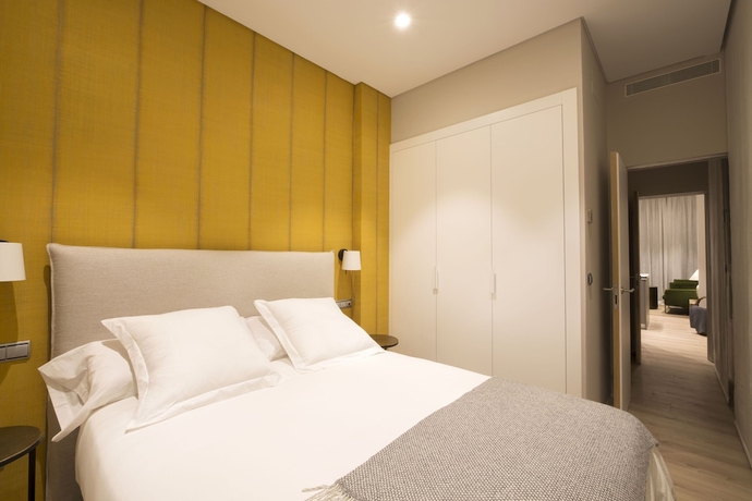 Imagen de la habitación del Apartamentos U-Sense Granada Catedral. Foto 7