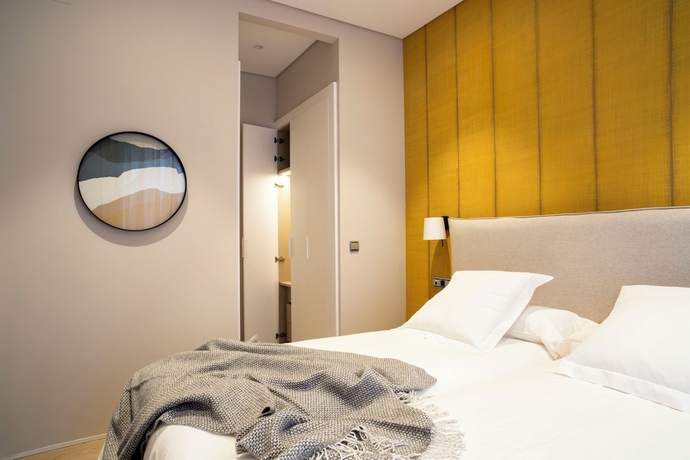 Imagen de la habitación del Apartamentos U-Sense Granada Catedral. Foto 10