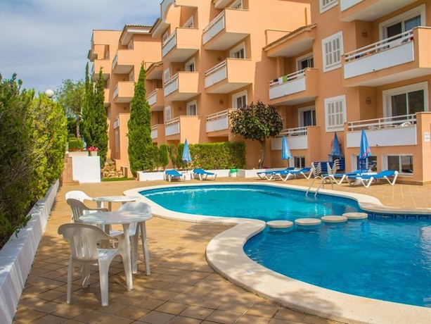 Imagen general del Apartamentos Universal Laguna Garden. Foto 7