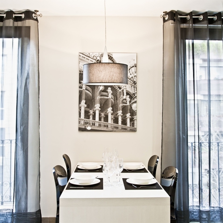 Imagen de la habitación del Apartamentos Up Suites Bcn. Foto 7