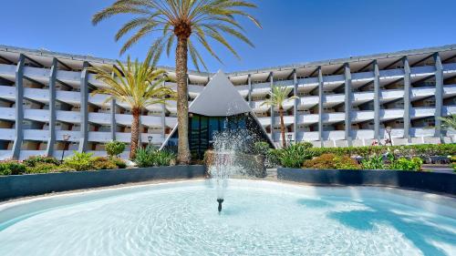 Imagen de los exteriores del Apartamentos Ura Jard&iacute;n Del Atl&aacute;ntico. Foto 7