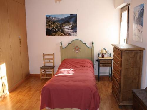 Imagen general del Apartamentos Urb Los Valles Jaca. Foto 8