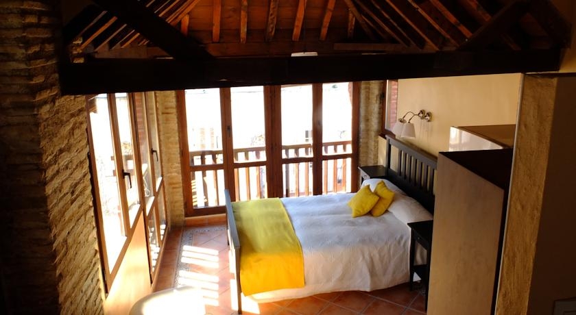 Imagen de la habitación del Apartamentos Urban Suites Granada. Foto 2