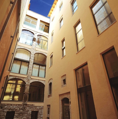 Imagen de los exteriores del Apartamentos Urbi Apartments. Foto 8