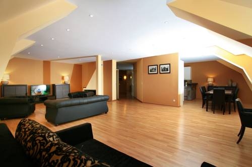 Imagen general del Apartamentos VIP City Center. Foto 34