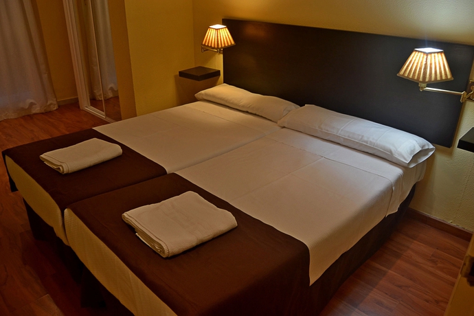 Imagen de la habitación del Apartamentos VISTAHERMOSA. Foto 5