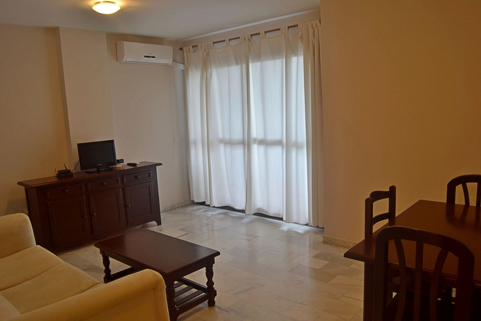 Imagen de la habitación del Apartamentos VISTAHERMOSA. Foto 8