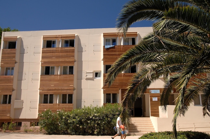 Imagen de los interiores del Apartamentos Vacanceole Residence L'ile D'or. Foto 11