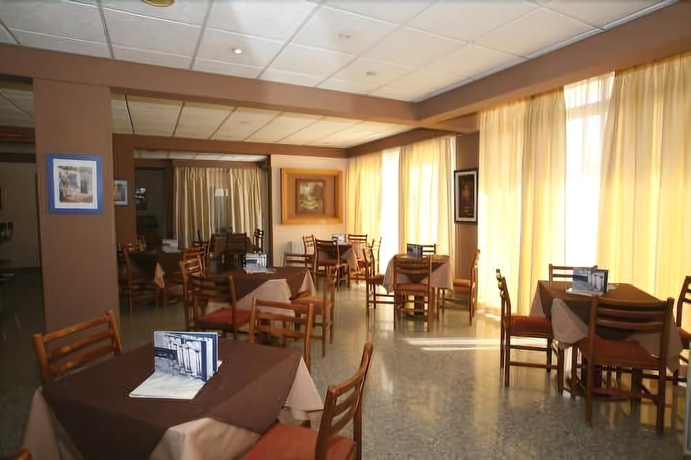 Imagen del bar/restaurante del Apartamentos Valana Apartments. Foto 4