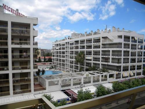 Imagen general del Apartamentos Varadero Arysal. Foto 5