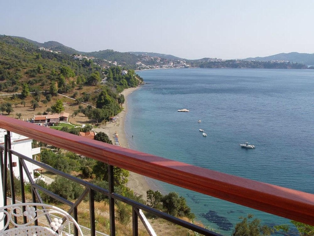 Imagen general del Apartamentos Vassilias Beach. Foto 5