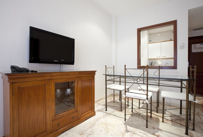 Imagen de la habitación del Apartamentos Vértice Bib Rambla. Foto 5