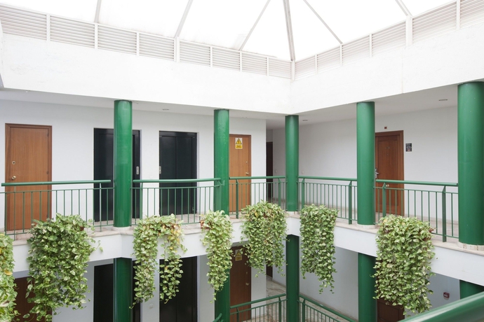 Imagen de los interiores del Apartamentos Vértice Bib Rambla. Foto 11