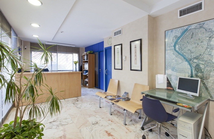 Imagen de los interiores del Apartamentos Vértice Bib Rambla. Foto 15