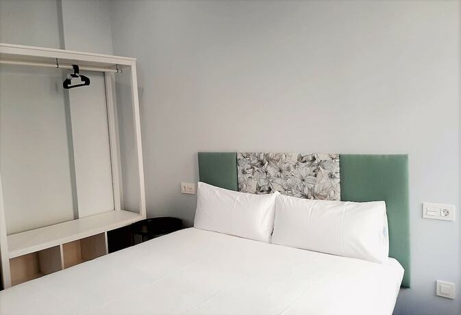 Imagen de la habitación del Apartamentos Vega by gaiarooms. Foto 17