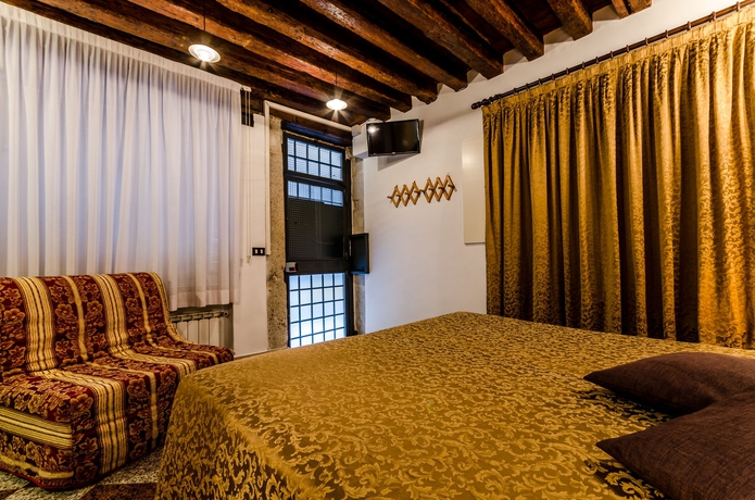 Imagen de los interiores del Apartamentos Venice, Venecia. Foto 15