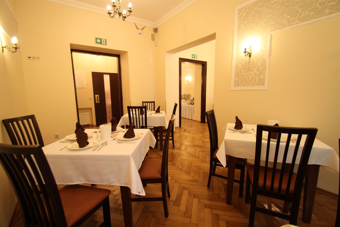 Imagen del bar/restaurante del Apartamentos Ventus Rosa. Foto 2