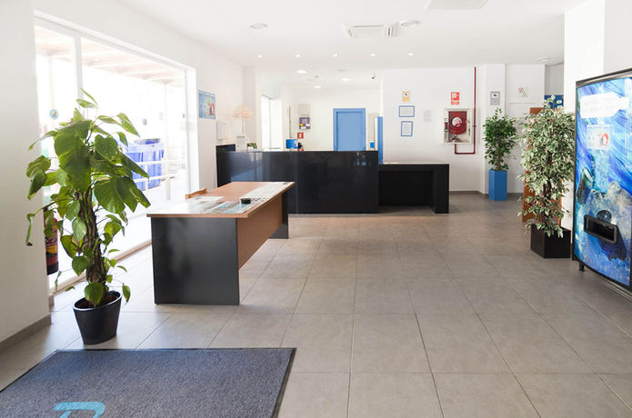 Imagen de los interiores del Apartamentos Vibra Calima - Adults Only. Foto 25