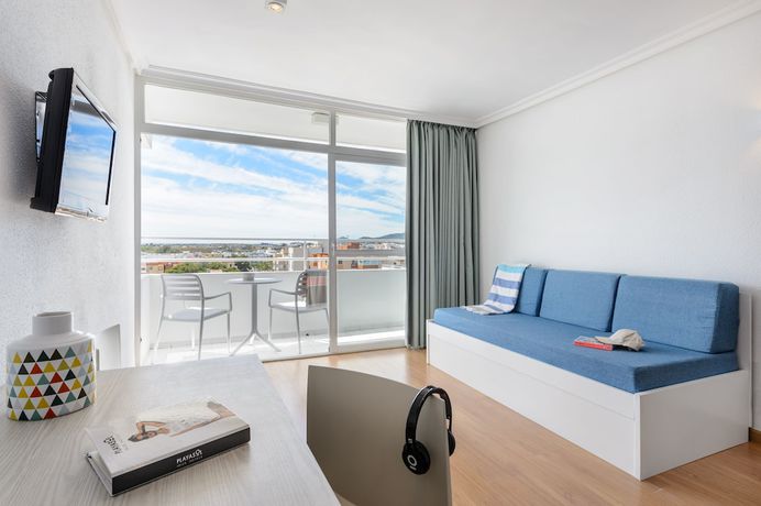 Imagen de la habitación del Apartamentos Vibra Tivoli. Foto 2