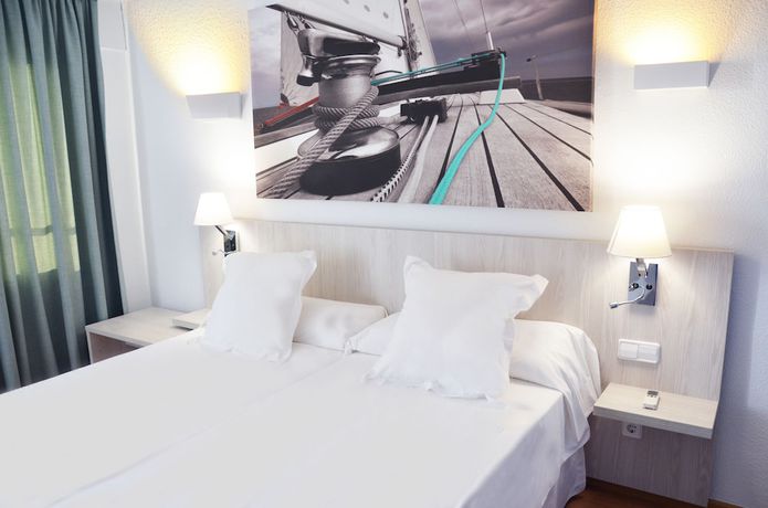 Imagen de la habitación del Apartamentos Vibra Tivoli. Foto 11