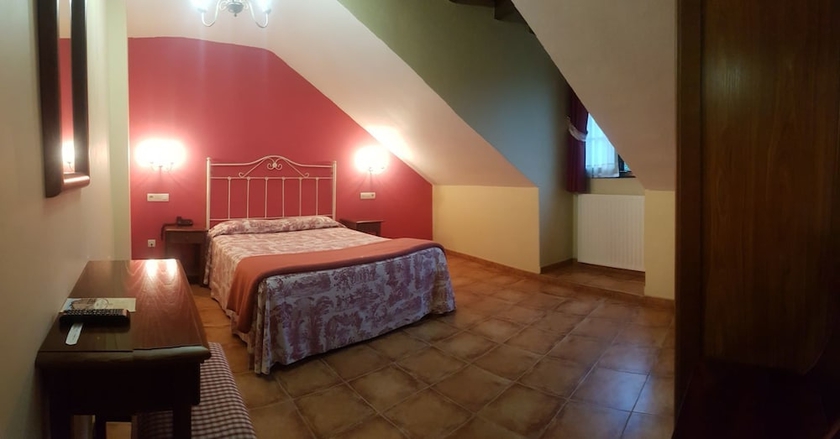 Imagen de la habitación del Apartamentos Villa De Cabrales, Cabrales. Foto 2