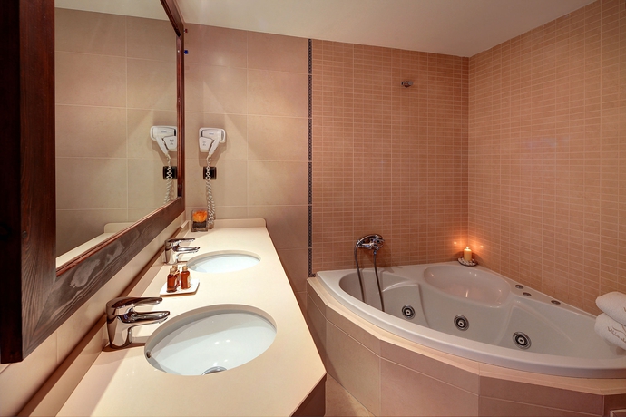 Imagen de la habitación del Apartamentos Villa De Plan. Foto 9