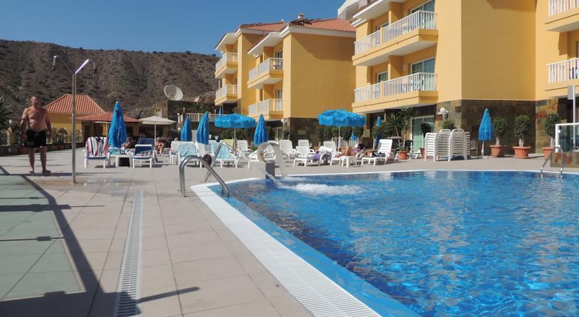 Imagen de la piscina del Apartamentos Villa Del Mar, Patalavaca / Arguineguin. Foto 8