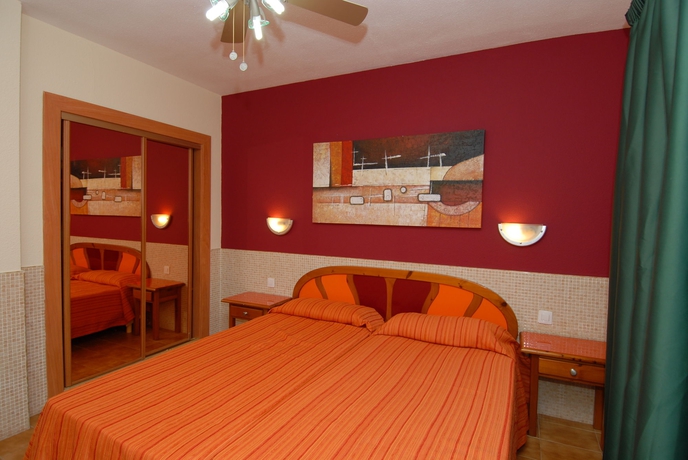 Imagen de la habitación del Apartamentos Villa Florida. Foto 3