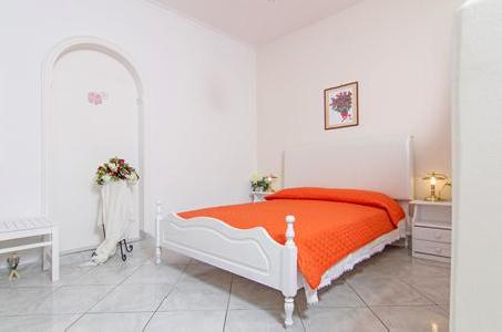 Imagen de la piscina del Apartamentos Villa Olympia. Foto 11