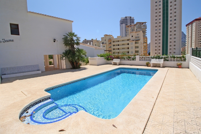 Imagen de la piscina del Apartamentos Villa Pedro Jaime. Foto 19