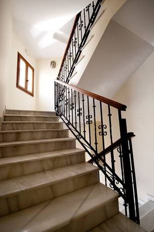 Imagen de los exteriores del Apartamentos Villa Petrix. Foto 14