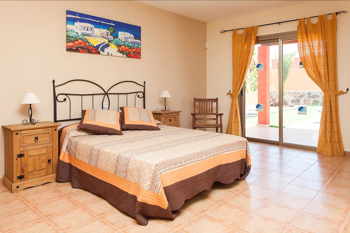 Imagen de la habitación del Apartamentos Villa Romana, Costa Caleta. Foto 4
