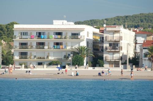 Imagen general del Apartamentos Villa Service - Aransol. Foto 16