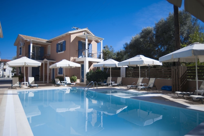 Imagen general del Apartamentos Villa Theodora, Léucade. Foto 1