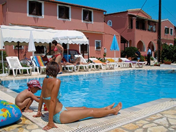 Imagen general del Apartamentos Villa Valia. Foto 2