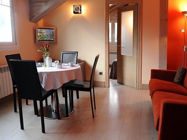 Imagen de la habitación del Apartamentos Villafresnedo. Foto 18