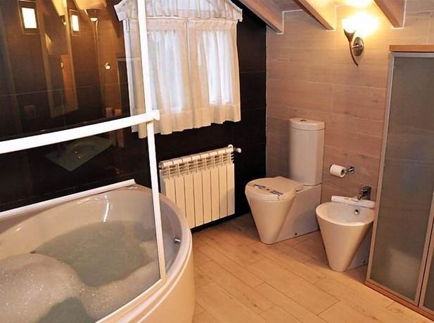 Imagen de la habitación del Apartamentos Villafresnedo. Foto 19