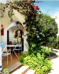 Imagen de los exteriores del Apartamentos Village Cala Santanyi. Foto 7