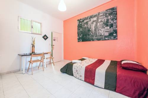 Imagen de la habitación del Apartamentos Village Chueca. Foto 2