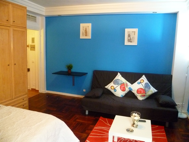 Imagen de los interiores del Apartamentos Village Gran Via. Foto 16