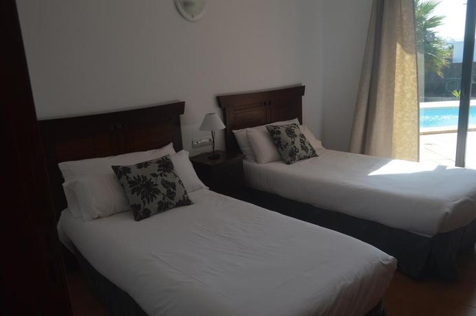 Imagen general del Apartamentos Villas Blancas. Foto 10