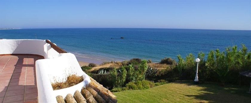Imagen de los exteriores del Apartamentos Villas Flamenco Beach. Foto 3