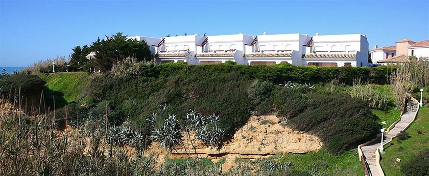 Imagen de los exteriores del Apartamentos Villas Flamenco Beach. Foto 6