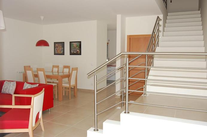 Imagen general del Apartamentos Villas Mar&eacute; R&eacute;sidence, NAZARE. Foto 6